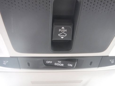 Used 2023 Honda CR-V EX image 25