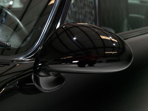 Used 1997 Porsche 911 Carrera S Coupe RWD image 41