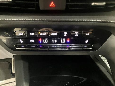 Used 2023 Buick Envision Preferred image 14