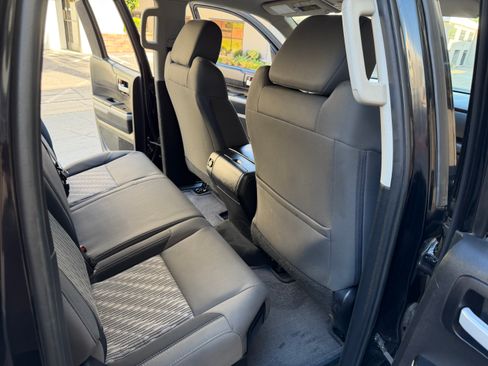 Used 2021 Toyota Tundra 4x4 Double Cab image 25