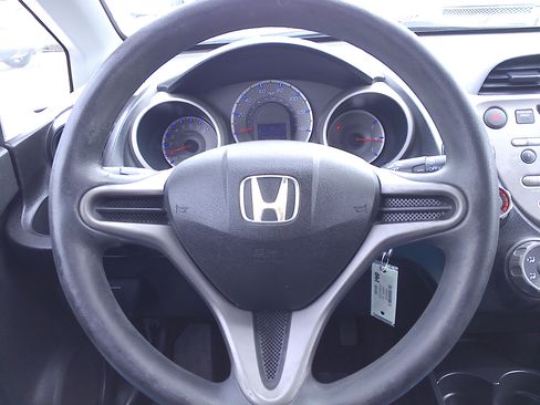 Used 2010 Honda Fit LX image 22