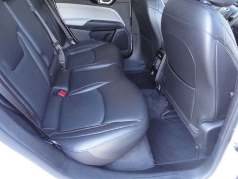 Used 2023 Jeep Compass 4WD Limited image 21