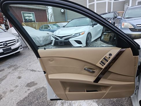 Used 2007 BMW 530xi image 20