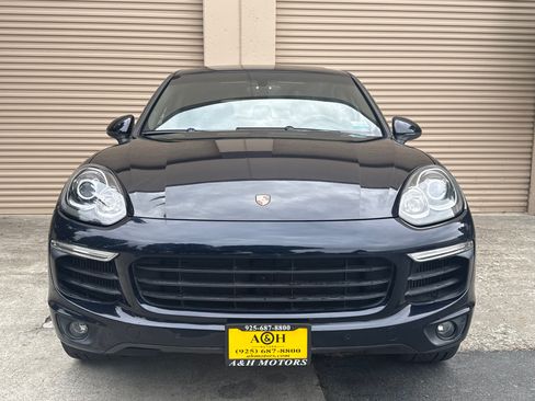 Used 2016 Porsche Cayenne S image 5