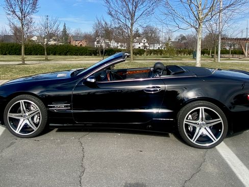 Used 2007 Mercedes-Benz SL 600 image 6