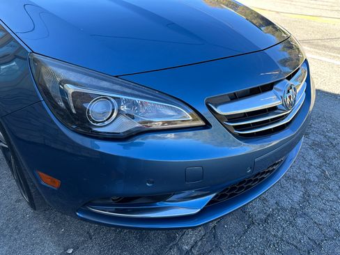 Used 2017 Buick Cascada Premium image 11
