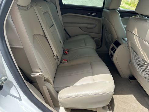 Used 2011 Cadillac SRX Performance FWD image 16