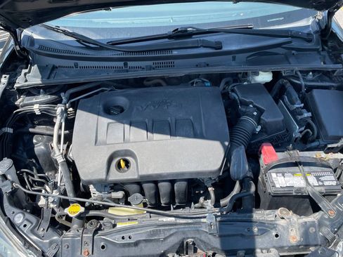 Used 2017 Toyota Corolla LE image 23