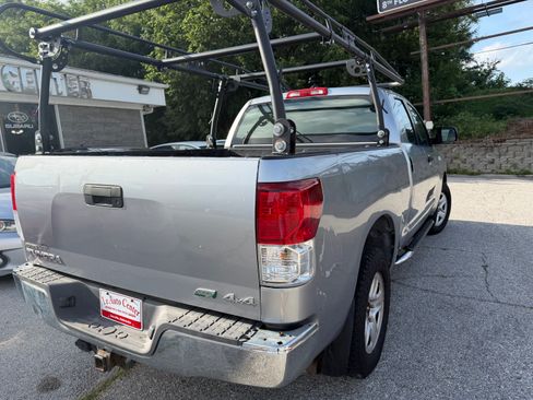 Used 2011 Toyota Tundra 4x4 Double Cab image 6