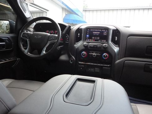 Used 2019 Chevrolet Silverado 1500 4x4 Crew Cab LT Trail Boss image 25