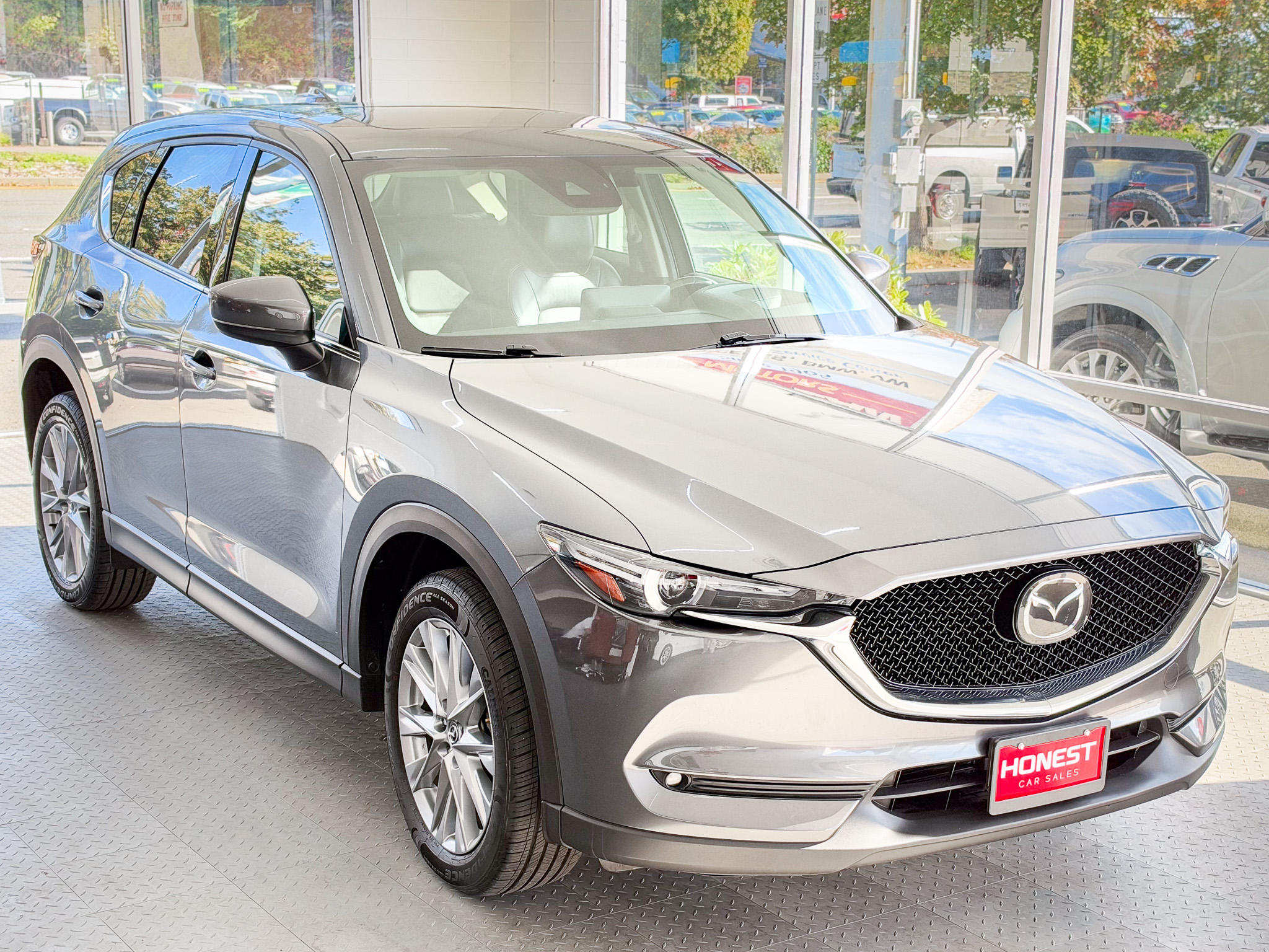 Used 2021 MAZDA CX-5 AWD Grand Touring image 1