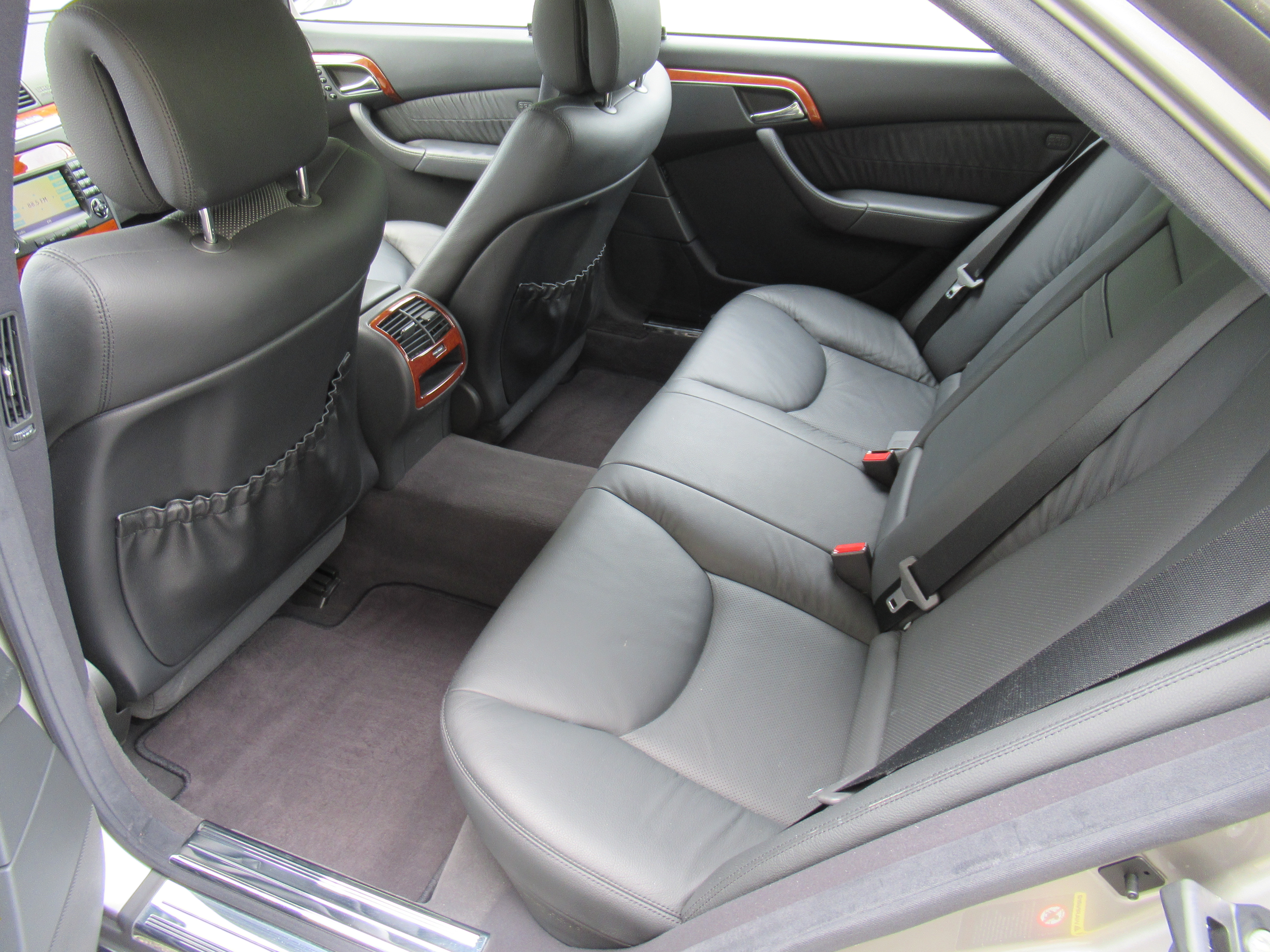 Used 2005 Mercedes-Benz S 430 4MATIC image 18