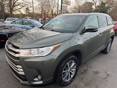 Used 2017 Toyota Highlander XLE