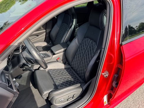 Used 2018 Audi S4 Prestige AWD/4WD image 6