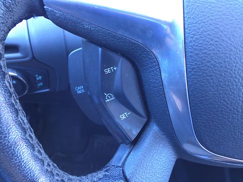 Used 2014 Ford Focus SE Hatchback FWD image 26