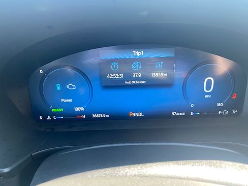 Used 2023 Ford Escape AWD ST-Line Elite Hybrid image 19