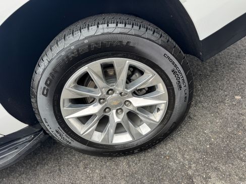 Used 2022 Chevrolet Suburban Premier image 30