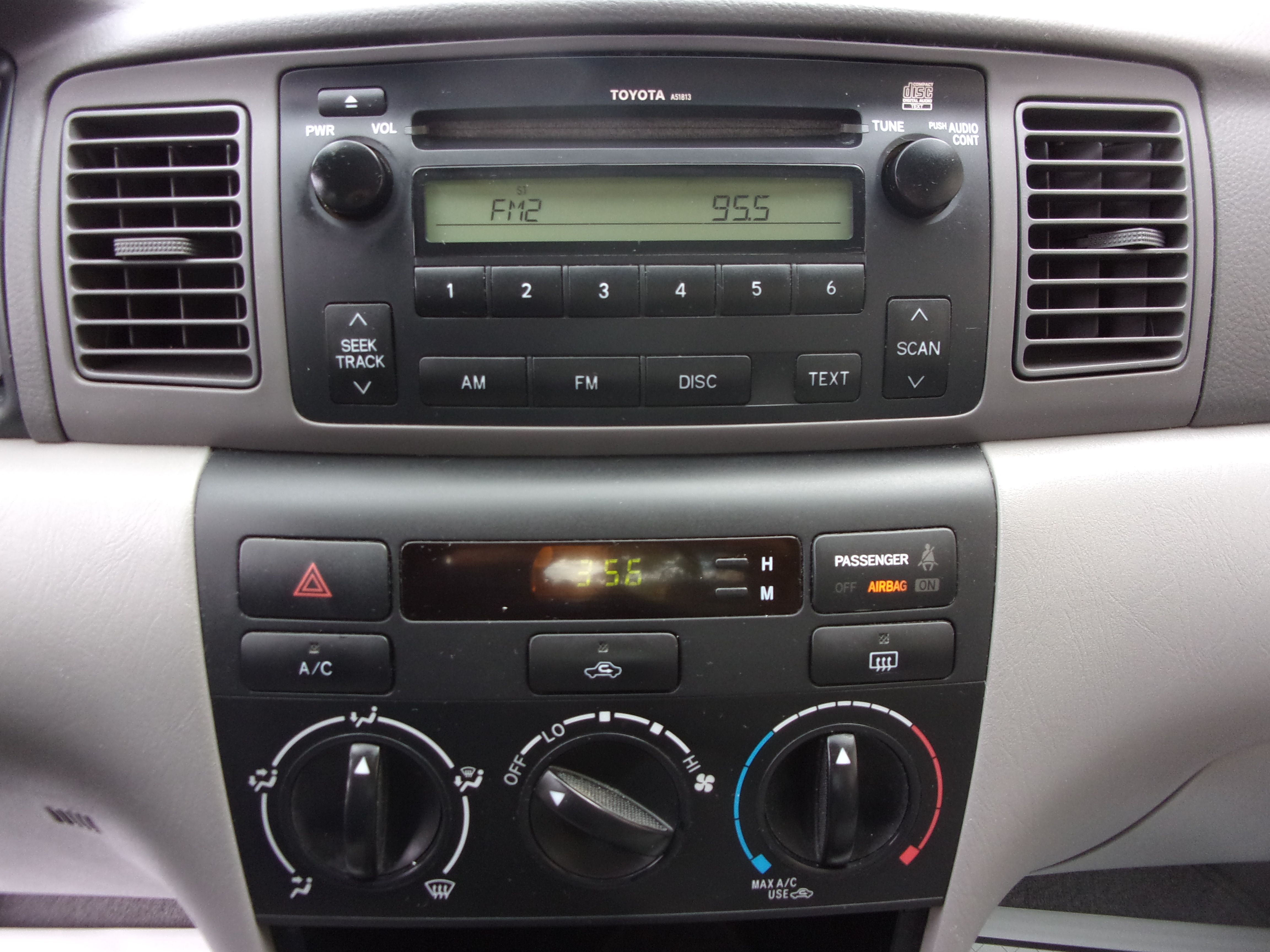 Used 2008 Toyota Corolla Sedan FWD image 10