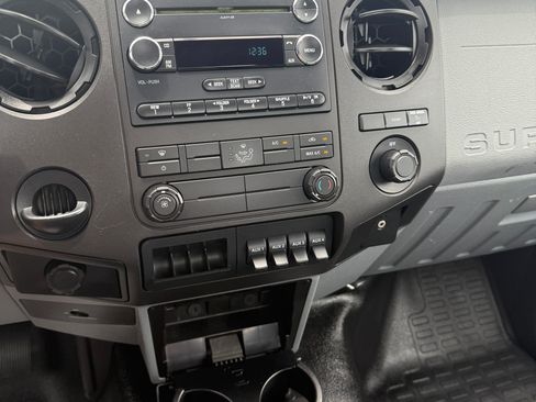 Used 2015 Ford F350 XL image 11