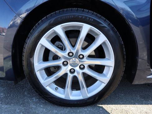 Used 2015 Toyota Avalon Limited image 35