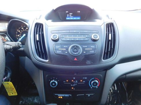 Used 2019 Ford Escape S image 15