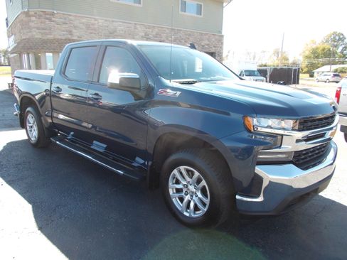 Used 2020 Chevrolet Silverado 1500 LT Z71 image 3
