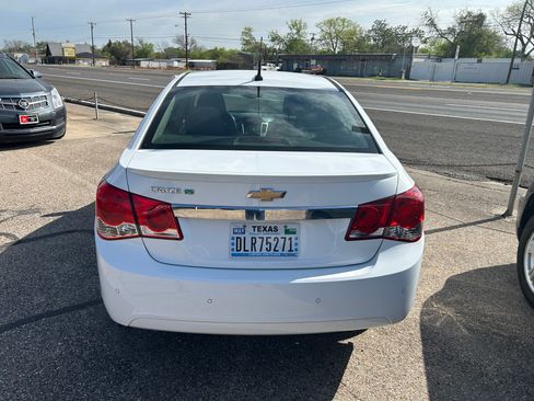 Used 2012 Chevrolet Cruze Eco image 2