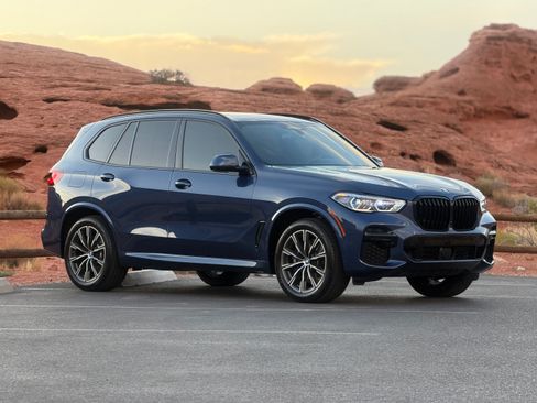 Used 2023 BMW X5 M50i AWD/4WD image 8