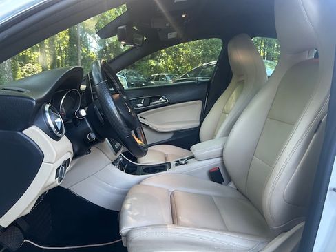 Used 2019 Mercedes-Benz CLA 250 UNAVAIL image 21