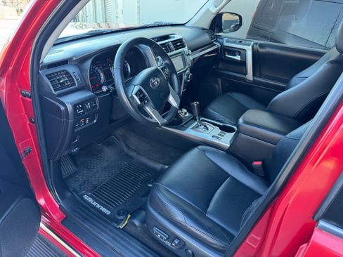 Used 2017 Toyota 4Runner Limited image 15