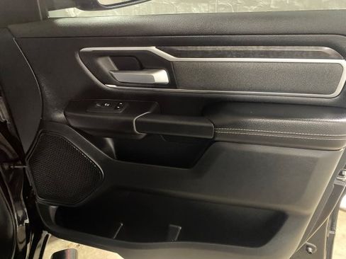 Used 2021 RAM 1500 AWD/4WD image 28