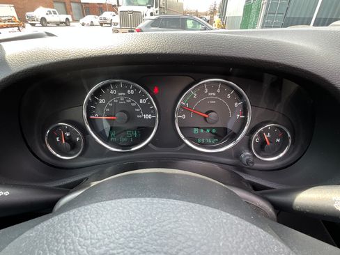 Used 2016 Jeep Wrangler Sport image 11