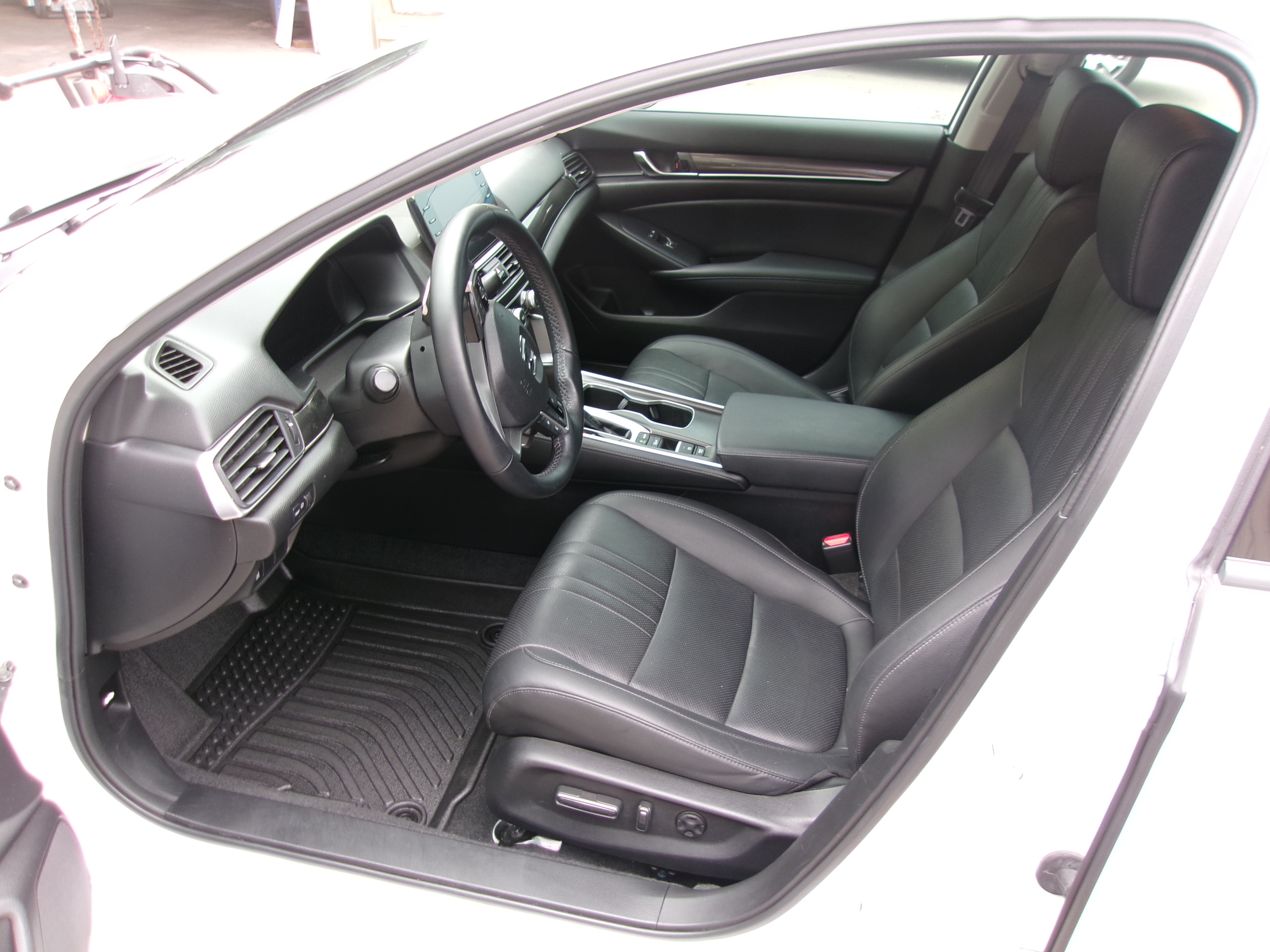 Used 2022 Honda Accord 1.5T Sport Special Edition image 3