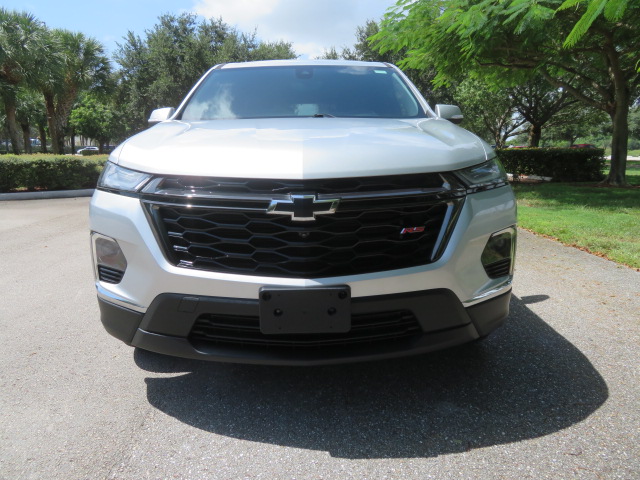 Used 2022 Chevrolet Traverse FWD RS image 12