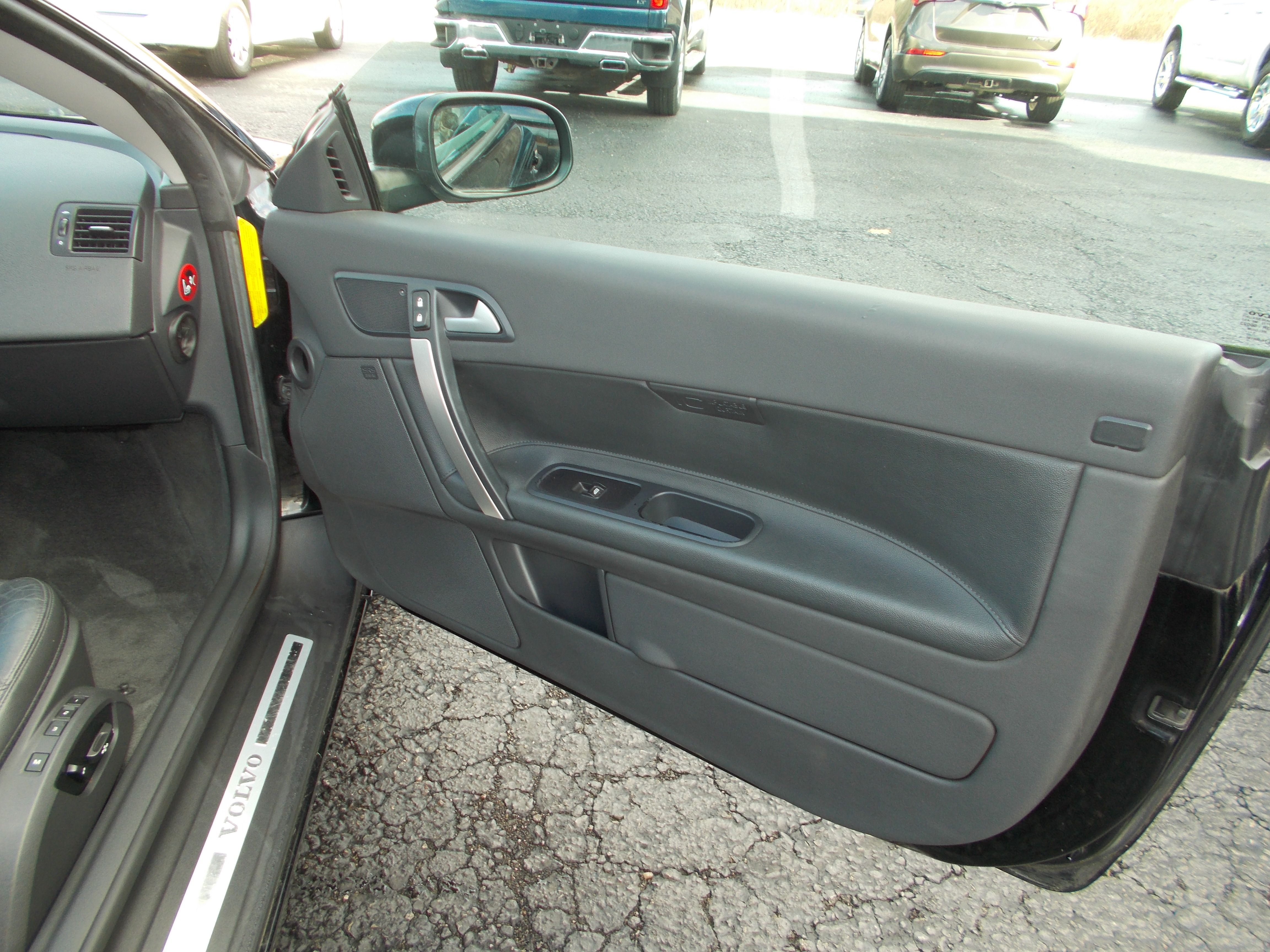 Used 2008 Volvo C70 T5 FWD image 18