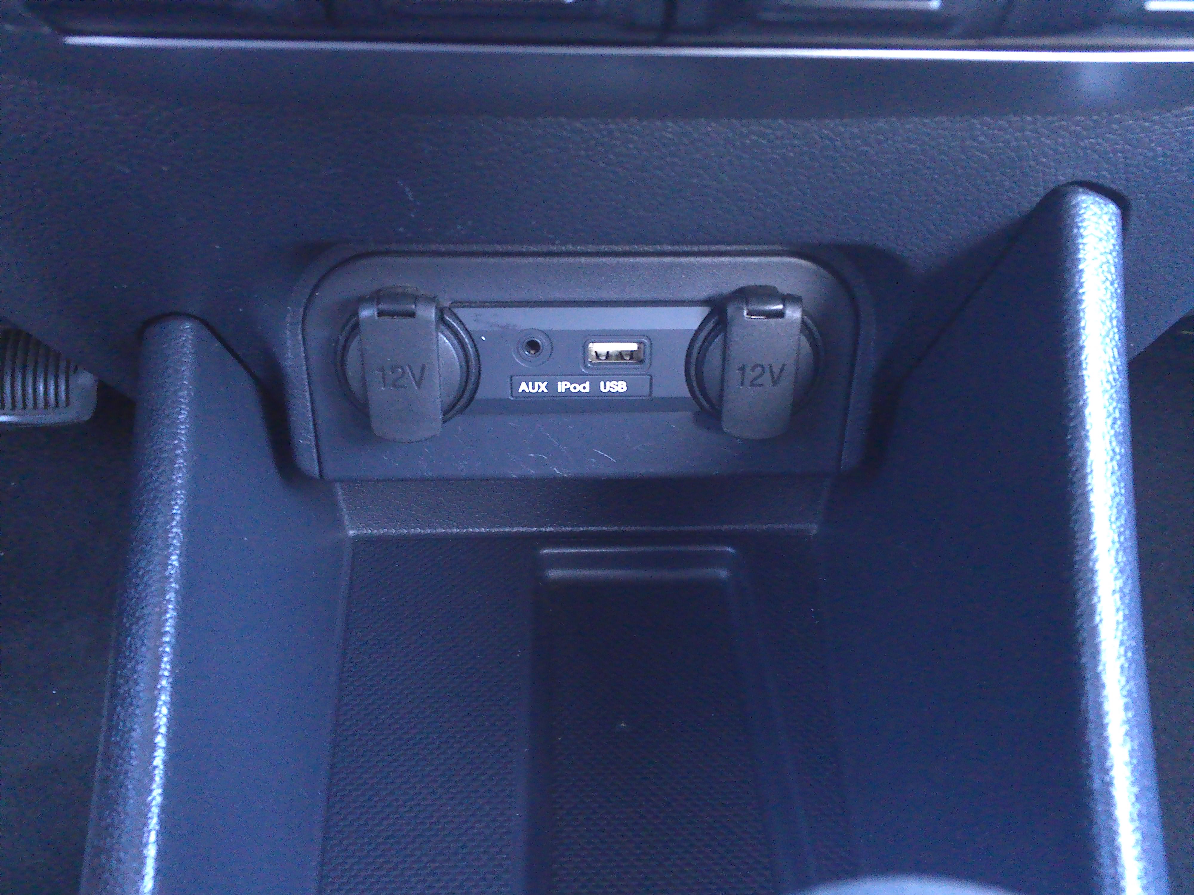 Used 2015 Kia Rio LX Hatchback FWD image 18