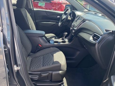 Used 2020 Chevrolet Equinox FWD LT w/ 1LT image 17