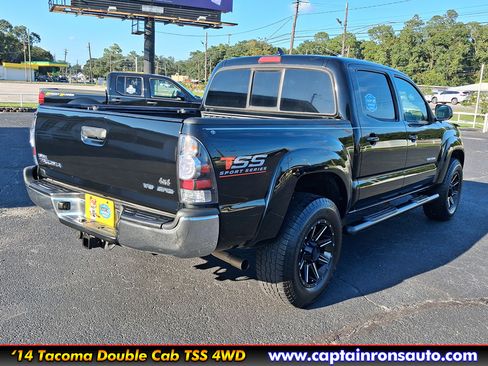 Used 2014 Toyota Tacoma 4x4 Double Cab V6 image 3