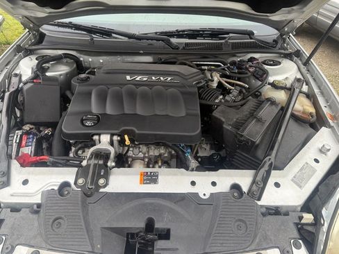 Used 2014 Chevrolet Impala Limited LT image 7
