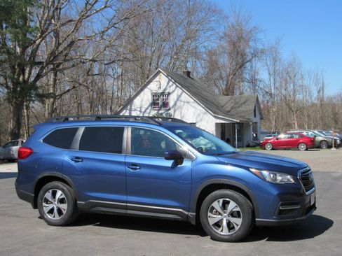 Used 2021 Subaru Ascent Premium image 10