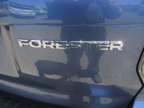 Used 2018 Subaru Forester 2.5i Limited AWD/4WD image 15