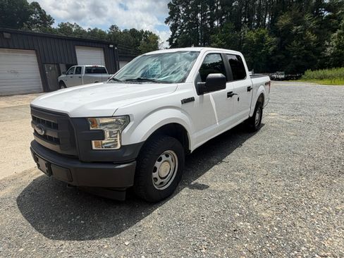 Used 2017 Ford F150 4x4 SuperCrew image 5