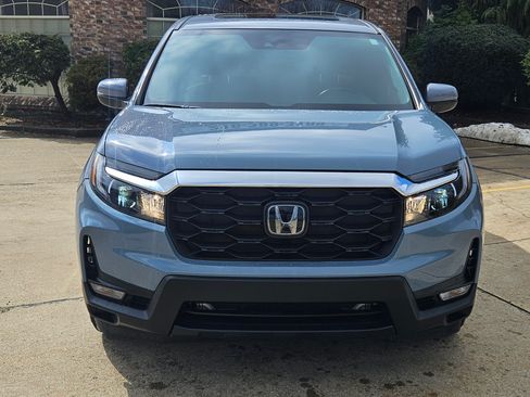 Used 2025 Honda Passport EX-L image 6