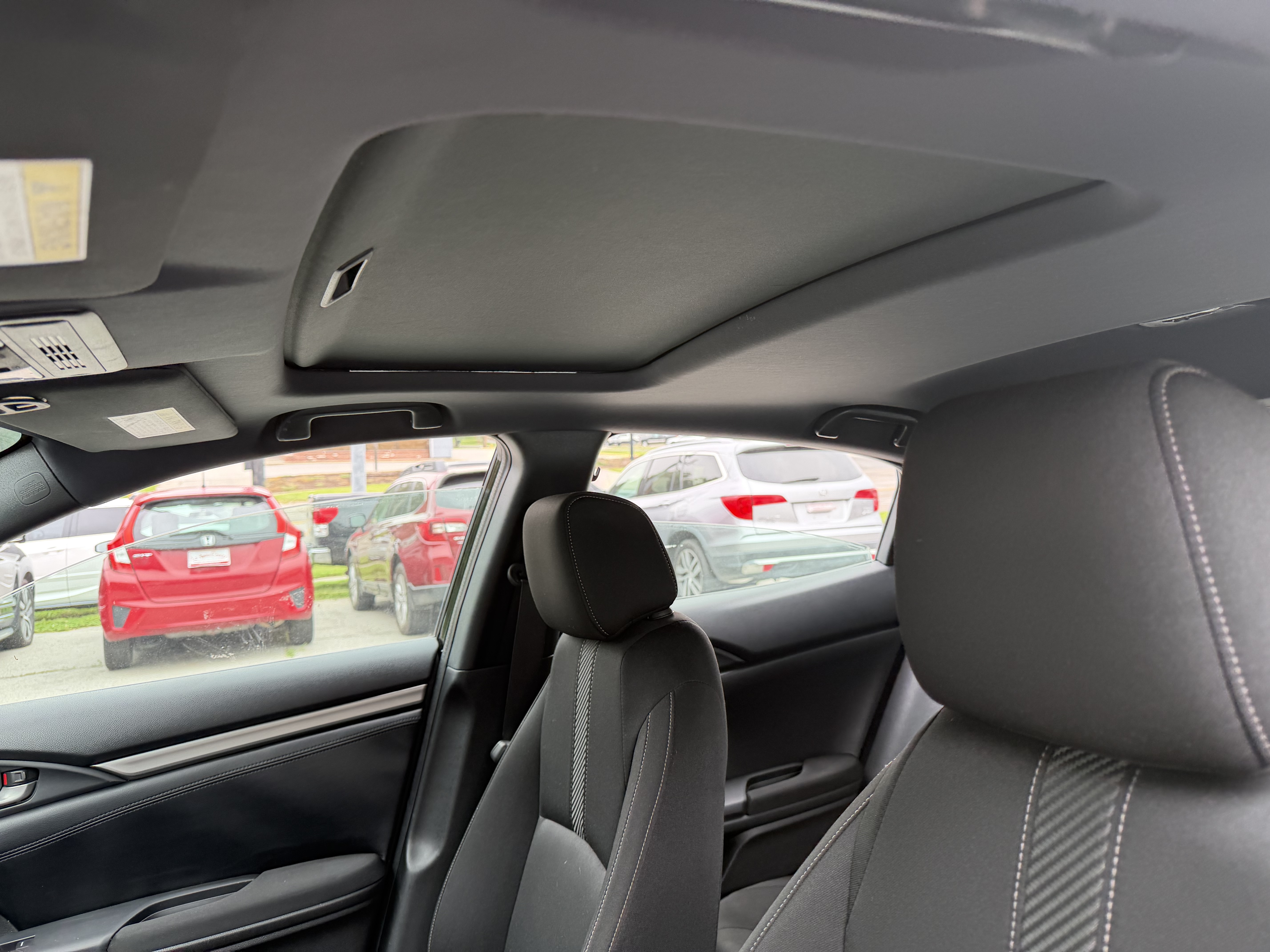Used 2018 Honda Civic EX Hatchback image 14