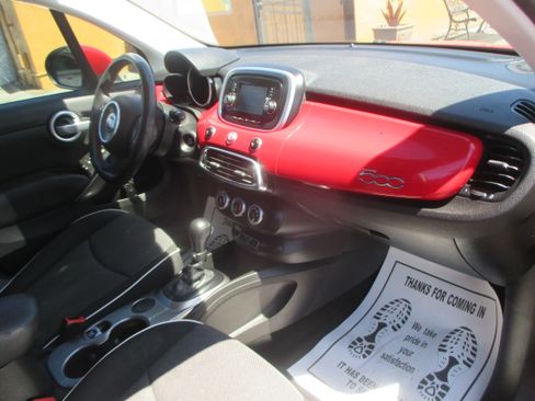 Used 2017 FIAT 500X Pop Sport Utility 4D FWD image 4