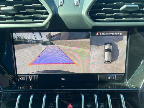 Used 2020 Lamborghini Urus image 28