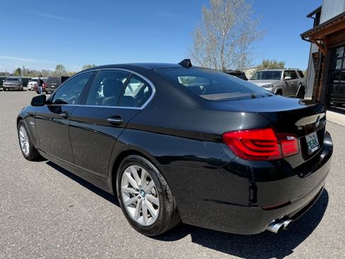 Used 2012 BMW 528i xDrive Sedan AWD/4WD image 3