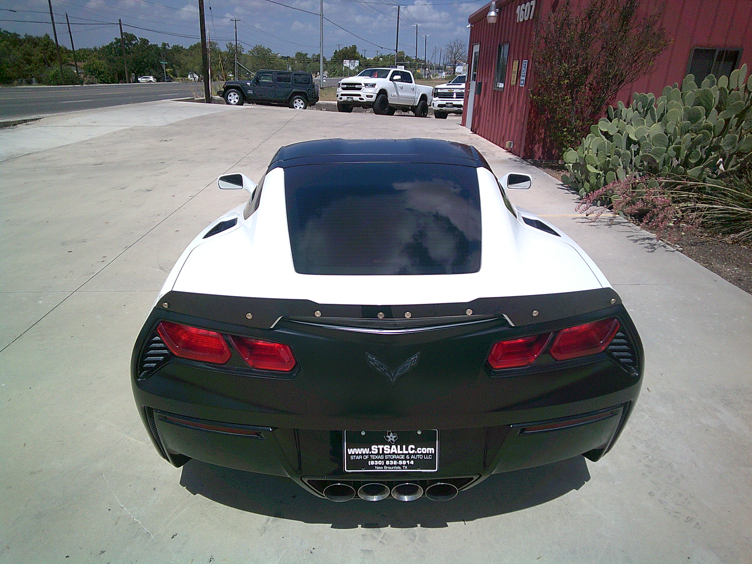 Used 2014 Chevrolet Corvette Stingray Coupe RWD image 21