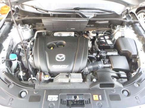 Used 2018 MAZDA CX-5 Sport image 27