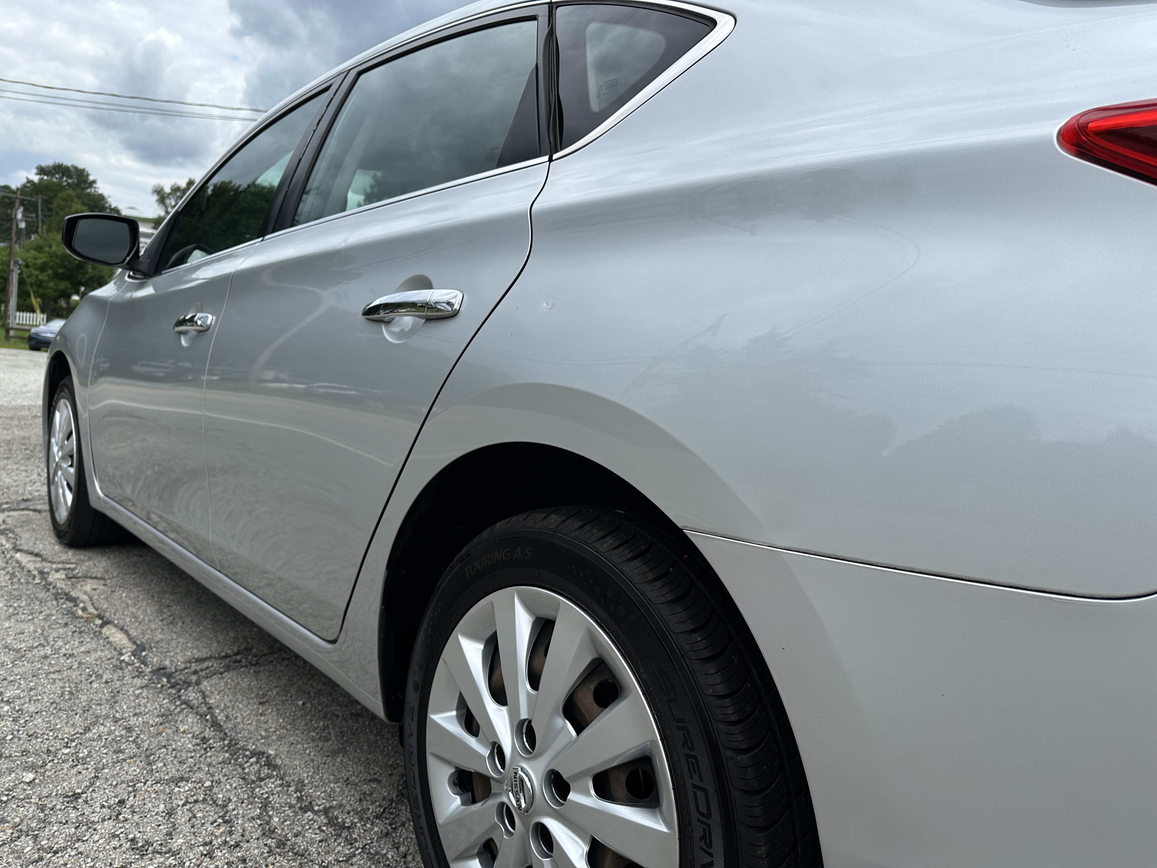 Used 2017 Nissan Sentra S FWD image 7